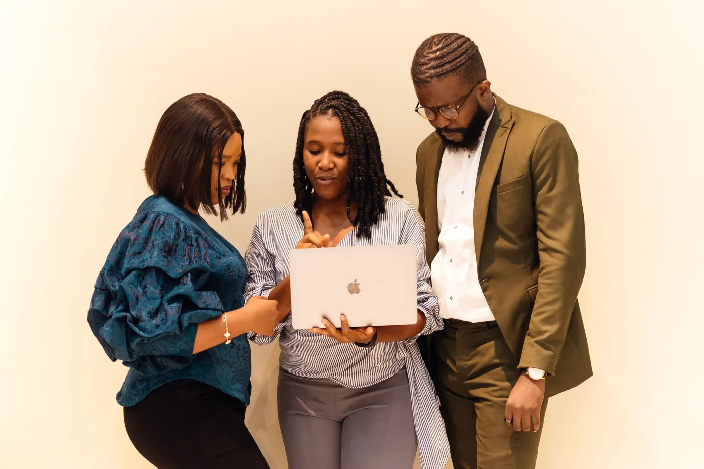 Capacity Building for the Digital Economy: The Role of Practical Learning Platforms