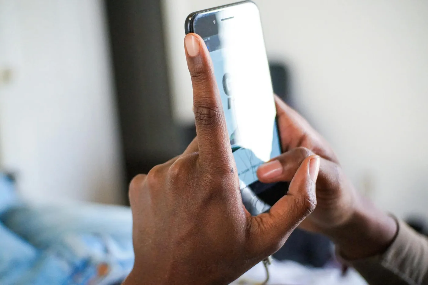 Concevoir pour les utilisateurs africains : l'innovation pratique dans les plateformes mobiles